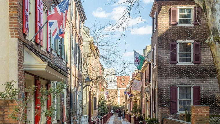 Elfreth's Alley - A Street Where People Still Live