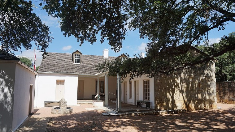 Casa Navarro - A Tejano Founder's Home