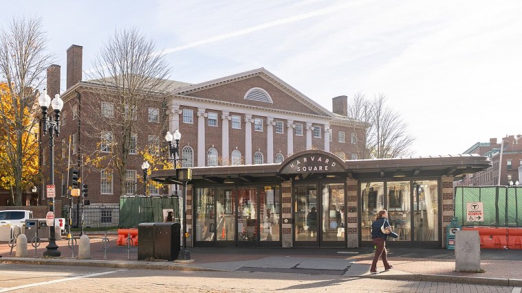 Harvard Square - Crossroads of Cambridge