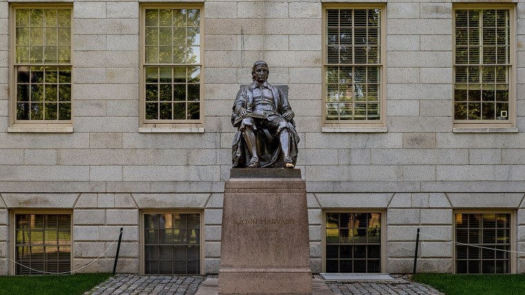 John Harvard Statue - The Statue of Three Lies