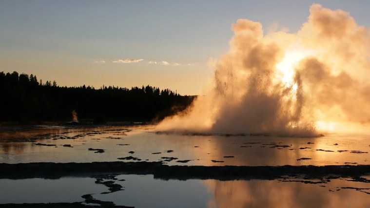 Firehole Lake Drive - Great Fountain's Back Road