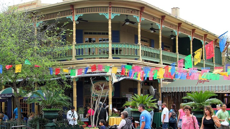 Market Square - El Mercado and Pan Dulce