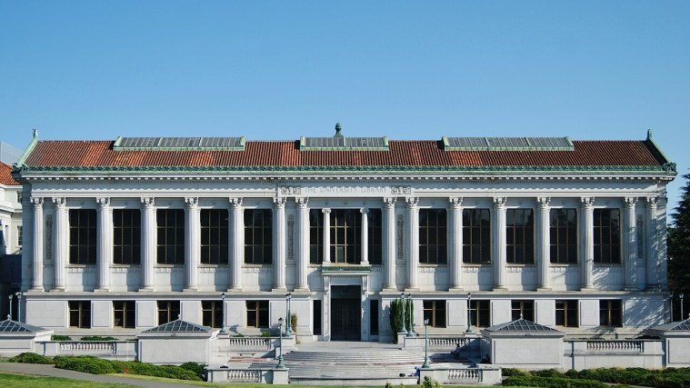 Doe Memorial Library - A Palace for Books