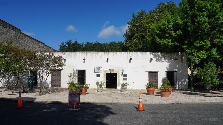 Spanish Governor's Palace - The 1749 Keystone