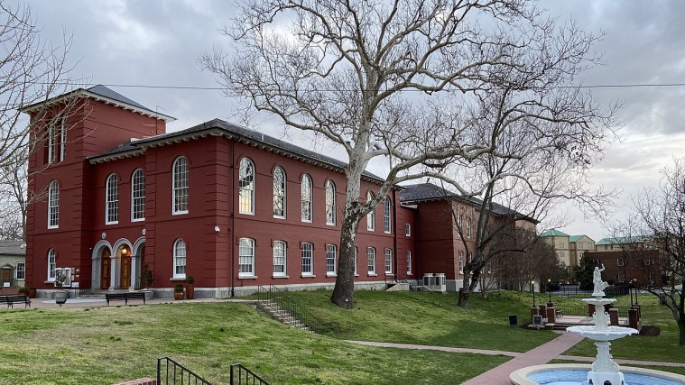 Dorchester County Courthouse - The Auction That Failed