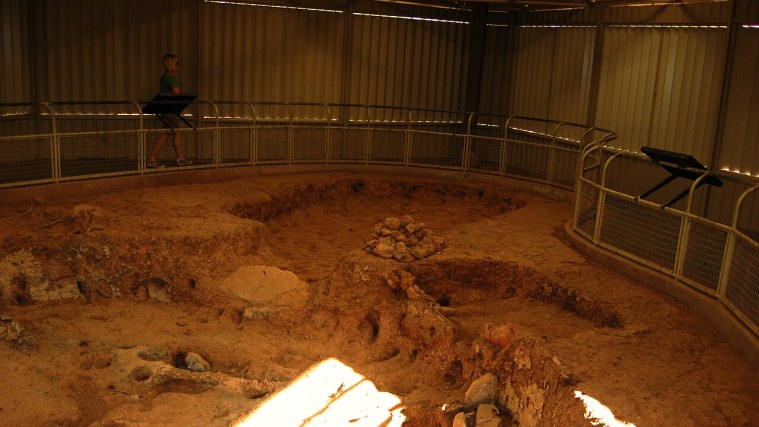 Pithouses and Early Pueblos - Before the Cliffs