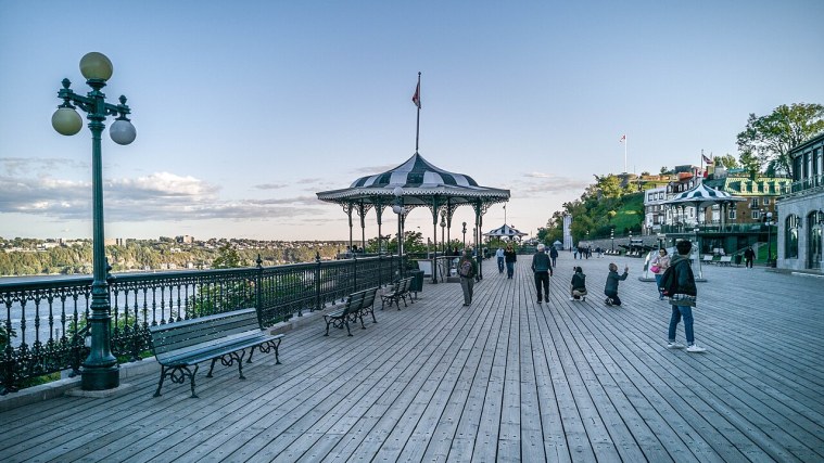 Dufferin Terrace - A Boardwalk on the Cliff