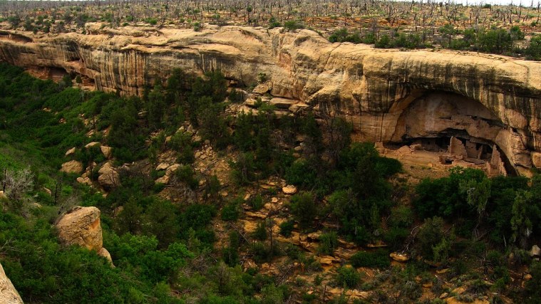 Oak Tree House and Fire Temple - Fewkes Canyon