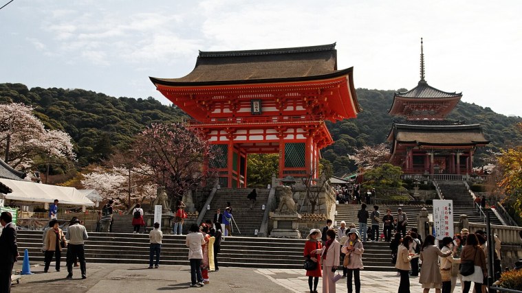 Kiyomizu-dera - The Stage Built Without Nails