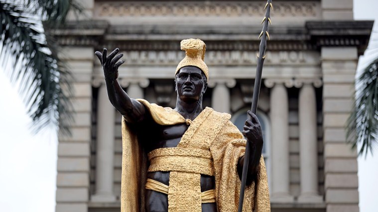 King Kamehameha Statue - The Statue That Sank