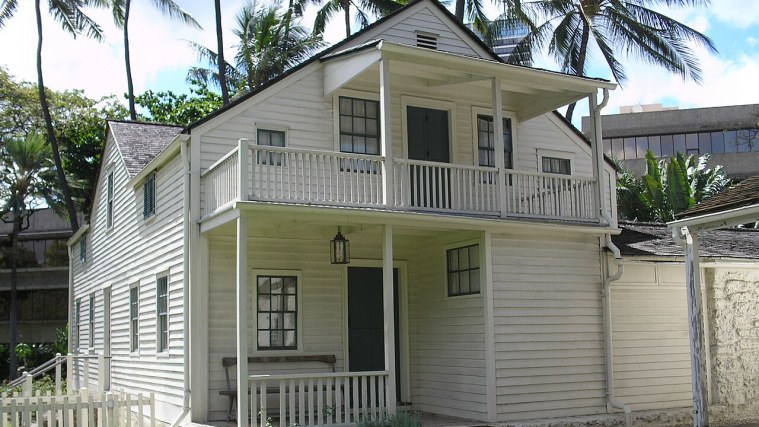 Mission Houses - New England in the Tropics