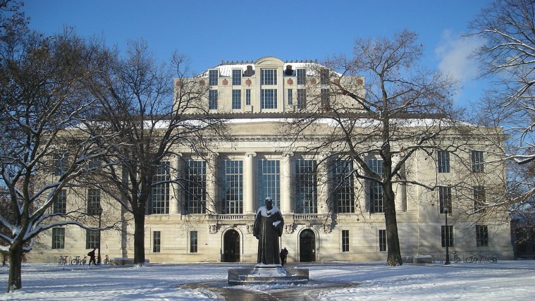 Thompson Library - Back to the Oval