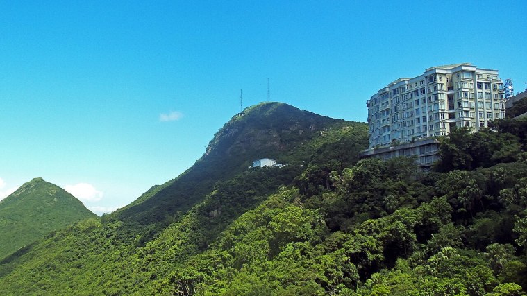 Victoria Peak - The View That Built a Neighborhood