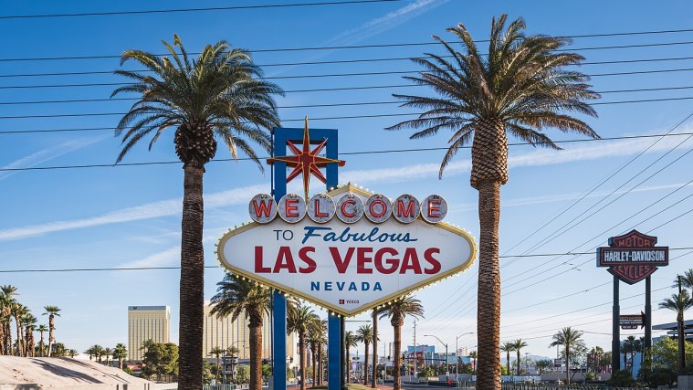 Welcome to Fabulous Las Vegas Sign - The Photo Everyone Takes