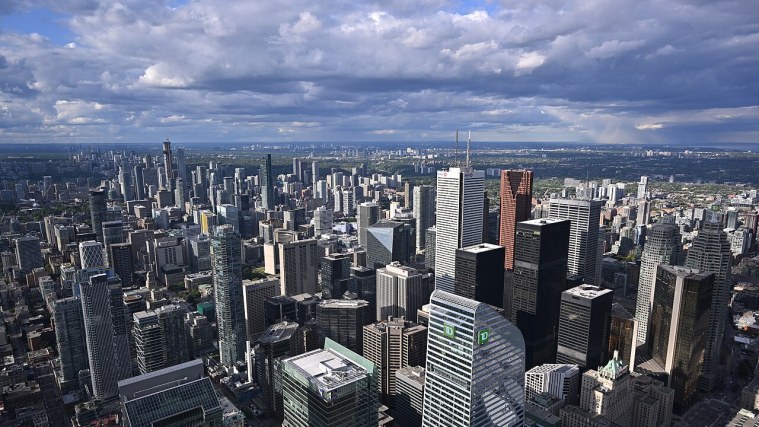 Toronto Downtown Walk